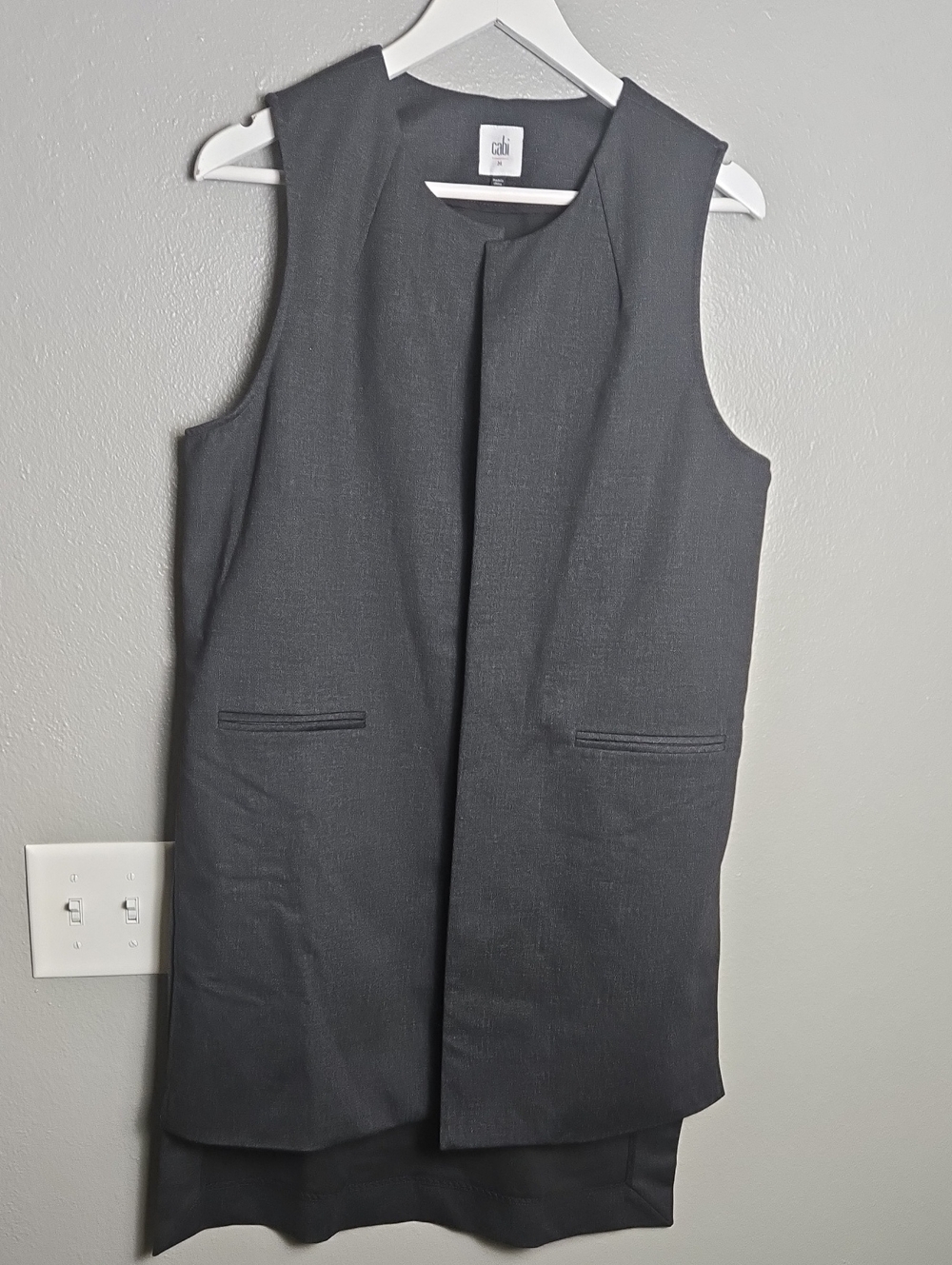 CAbi Sleeveless Long Vest in Charcoal Gray Size Medium